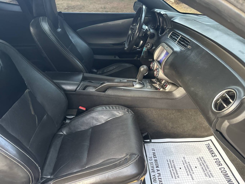 2011 Chevrolet Camaro Image 19