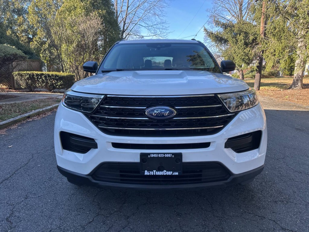 2020 Ford Explorer Image 9