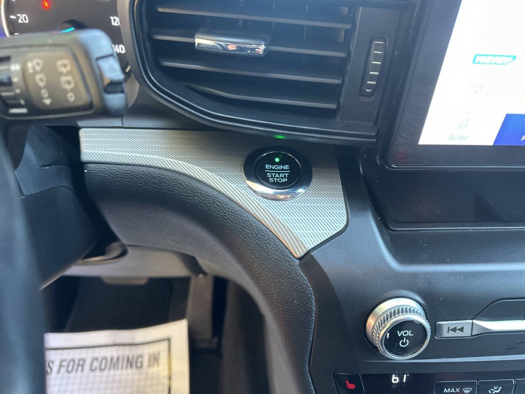 2020 Ford Explorer Image 15