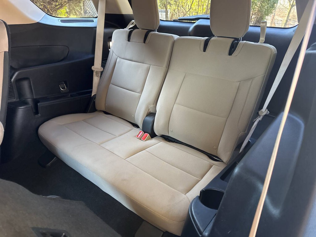 2020 Ford Explorer Image 19