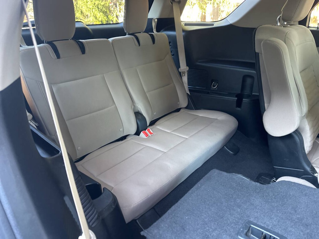 2020 Ford Explorer Image 25