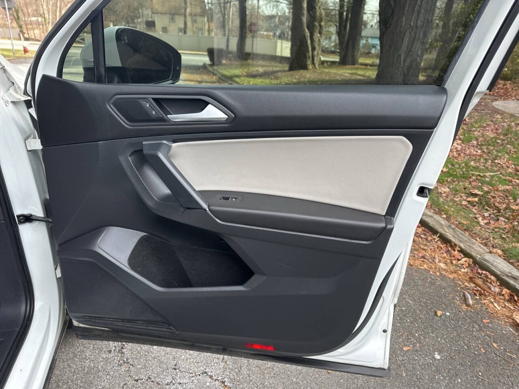 2019 Volkswagen Tiguan Image 23