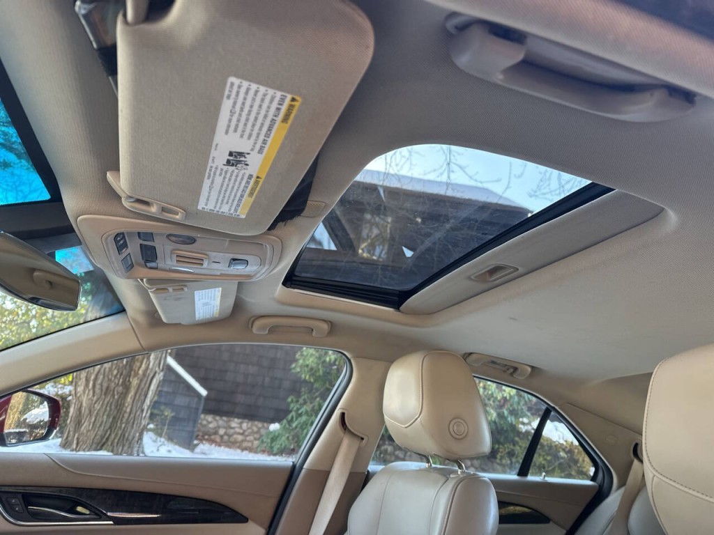 2015 Cadillac ATS Image 16