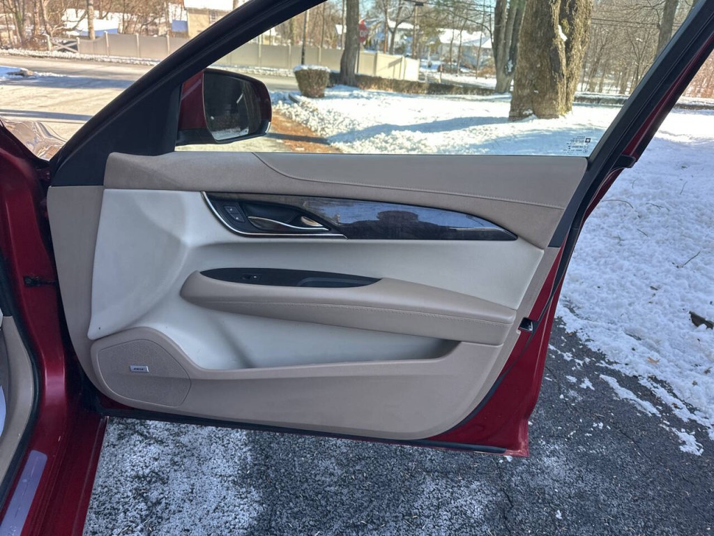 2015 Cadillac ATS Image 23