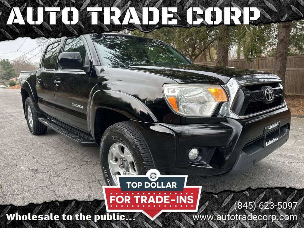 2015 Toyota Tacoma Image 1