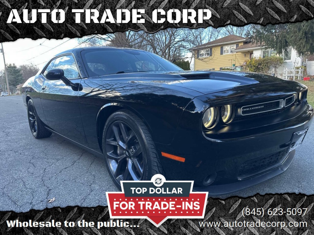 2018 Dodge Challenger Image 1