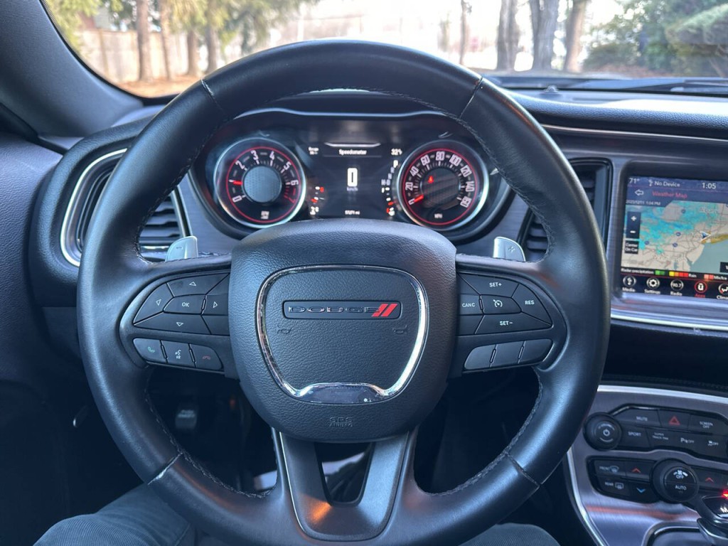 2018 Dodge Challenger Image 11