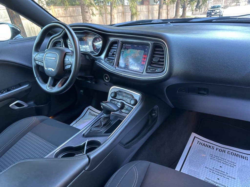 2018 Dodge Challenger Image 19