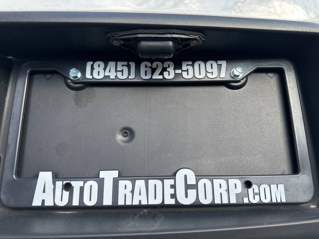 2020 GMC Savana Image 25