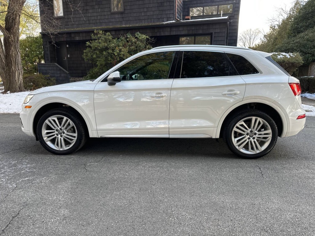 2020 Audi Q5 Image 7