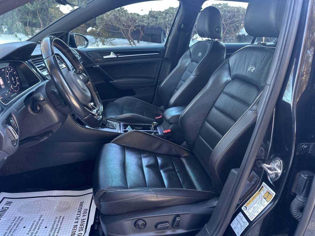 2018 Volkswagen Golf Image 10