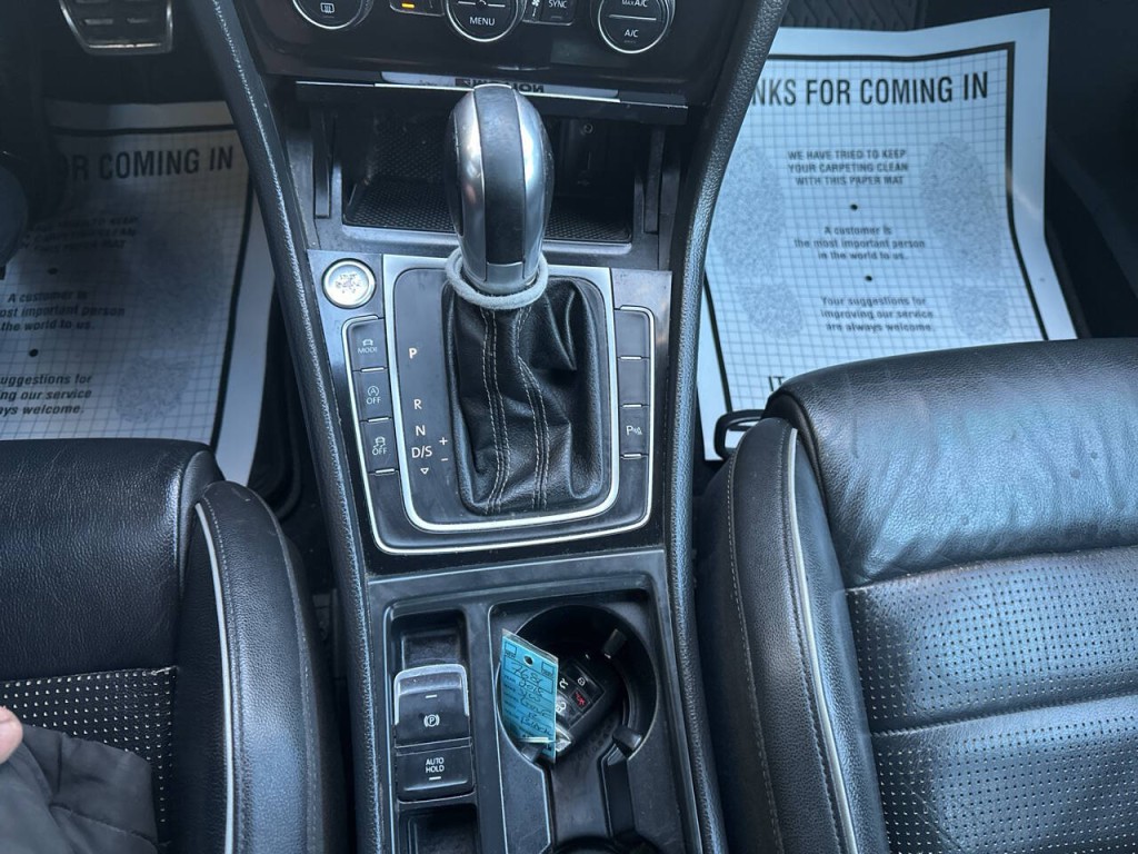 2018 Volkswagen Golf Image 14