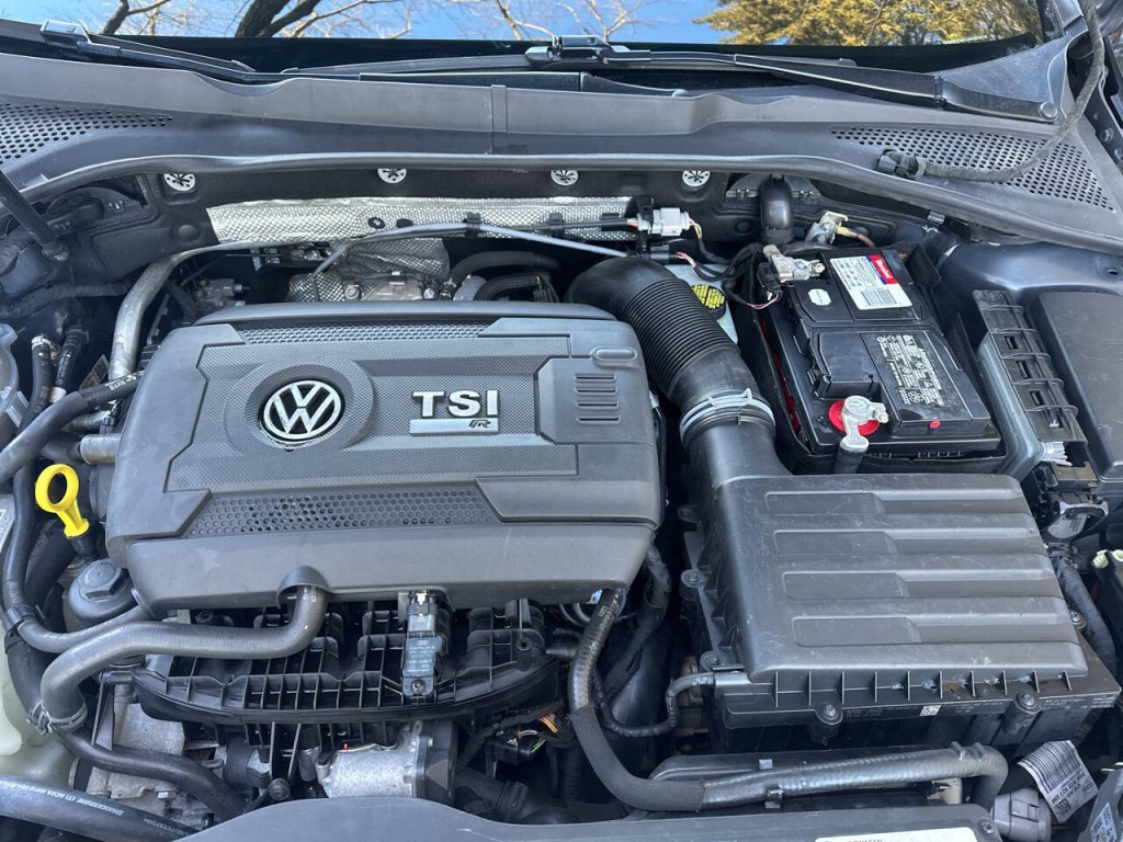 2018 Volkswagen Golf Image 24