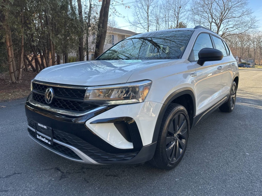 2022 Volkswagen Taos Image 8