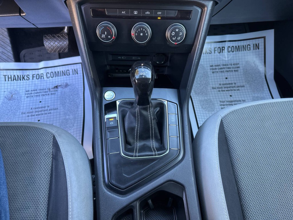 2022 Volkswagen Taos Image 14