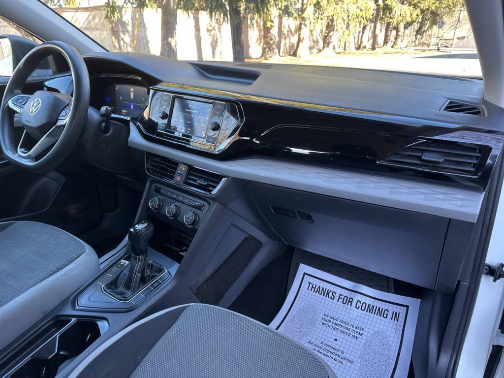 2022 Volkswagen Taos Image 19