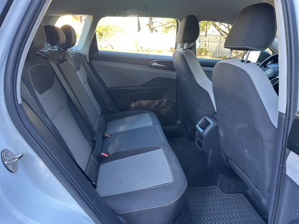 2022 Volkswagen Taos Image 21