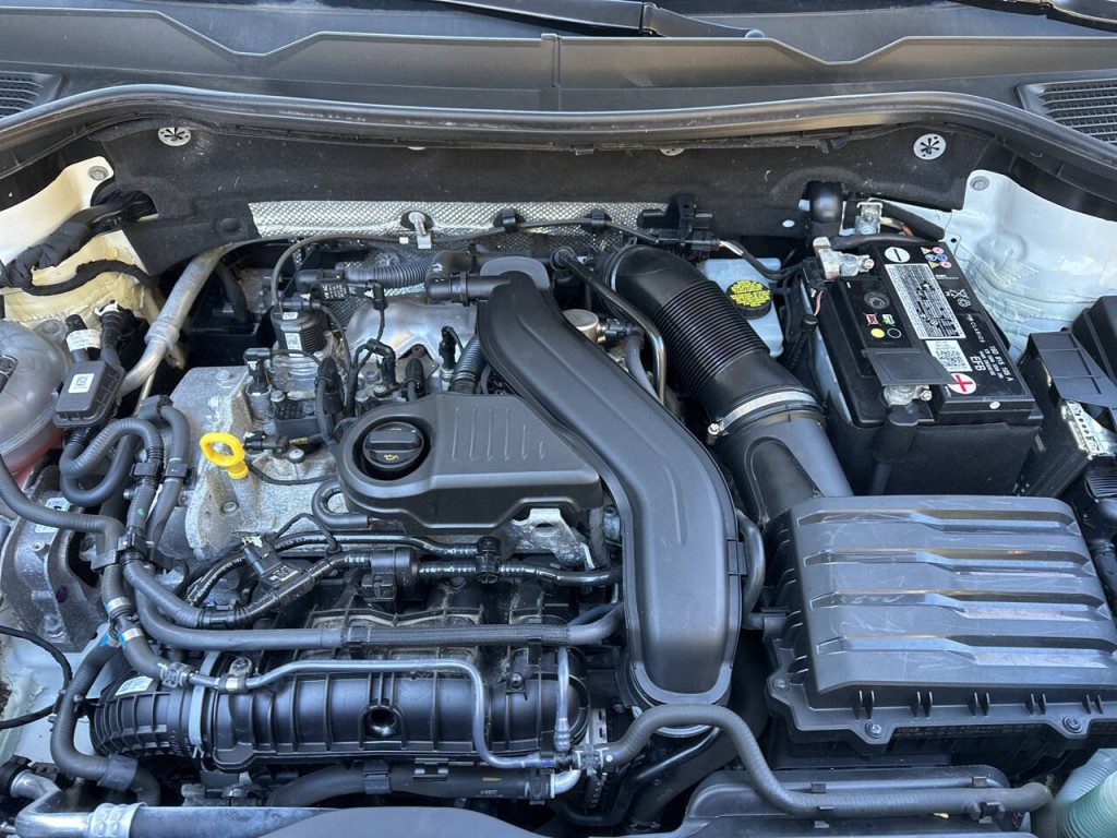 2022 Volkswagen Taos Image 24