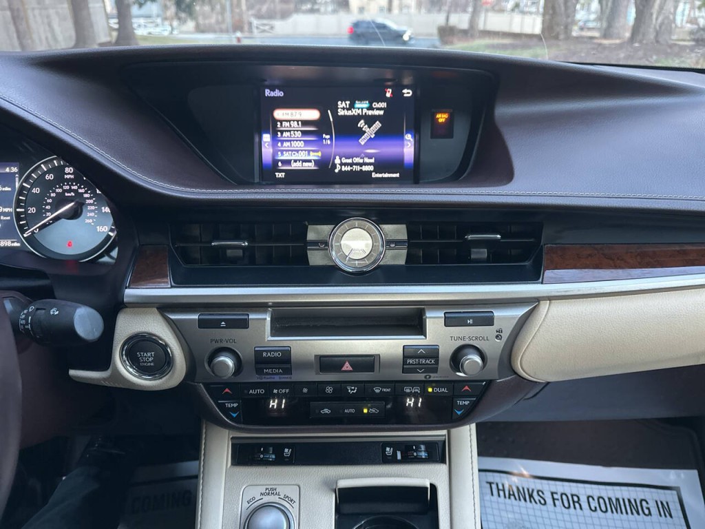 2018 Lexus ES 350 Image 12