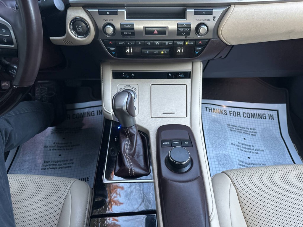 2018 Lexus ES 350 Image 14