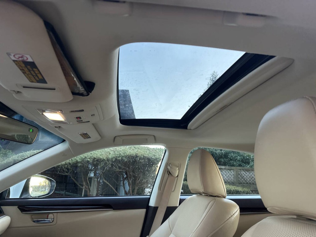 2018 Lexus ES 350 Image 16