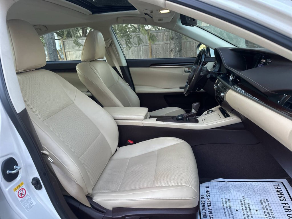 2018 Lexus ES 350 Image 20