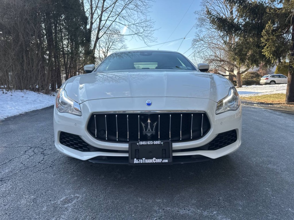 2017 Maserati Quattroporte Image 9