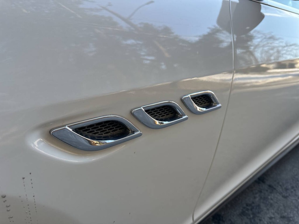 2017 Maserati Quattroporte Image 34