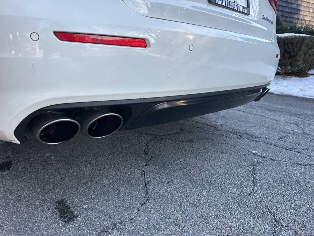 2017 Maserati Quattroporte Image 39