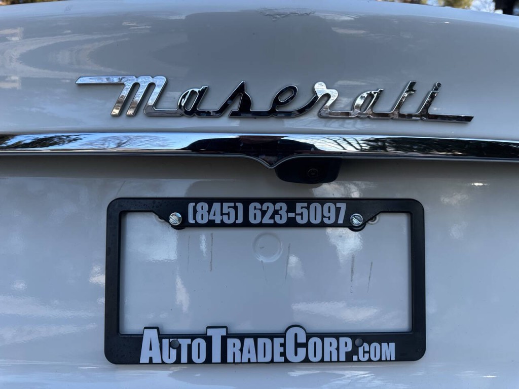 2017 Maserati Quattroporte Image 40