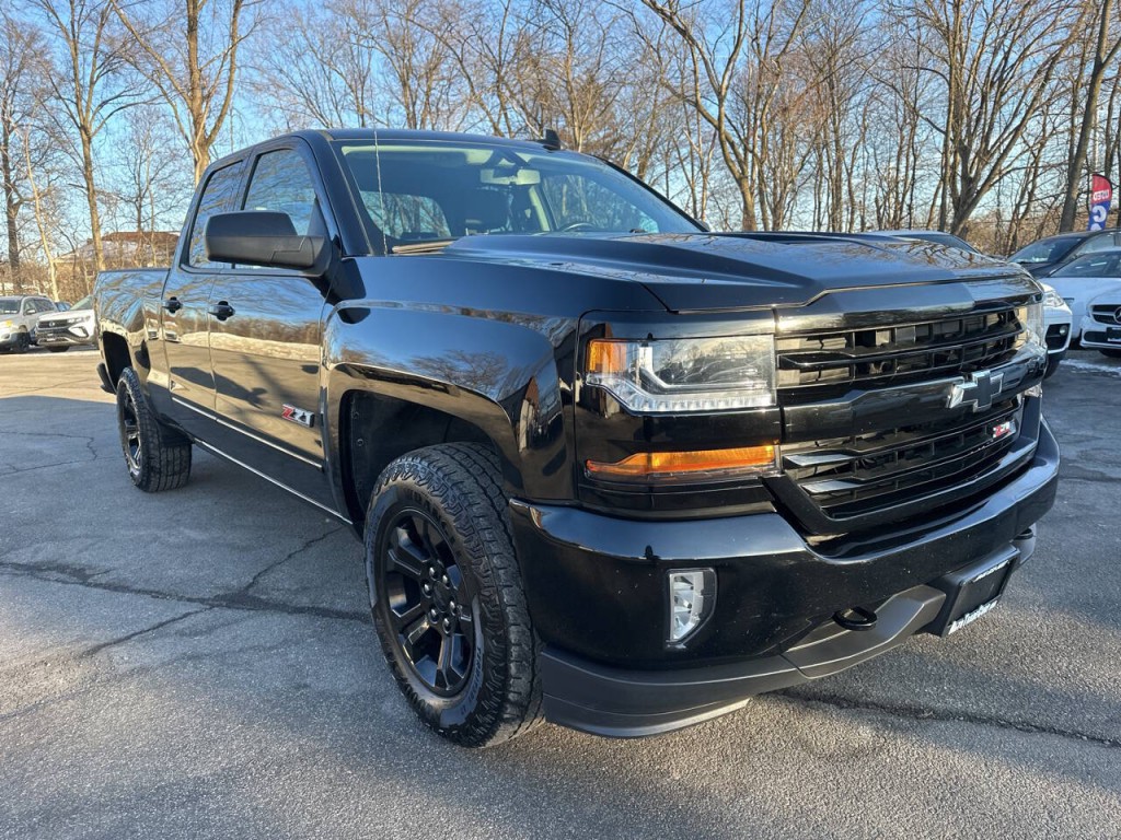 2019 Chevrolet Silverado 1500 Image 2