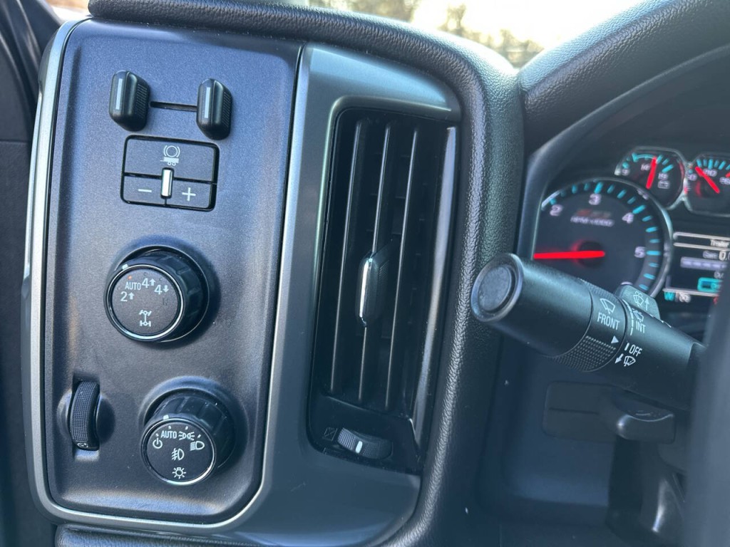 2019 Chevrolet Silverado 1500 Image 14