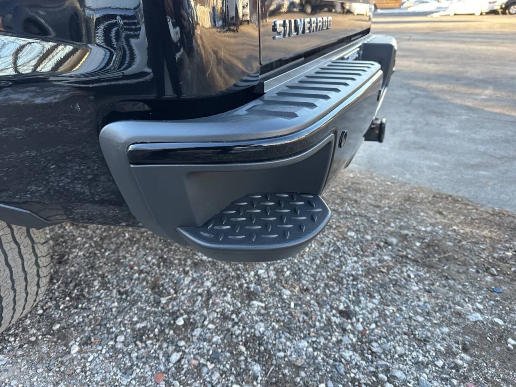 2019 Chevrolet Silverado 1500 Image 32