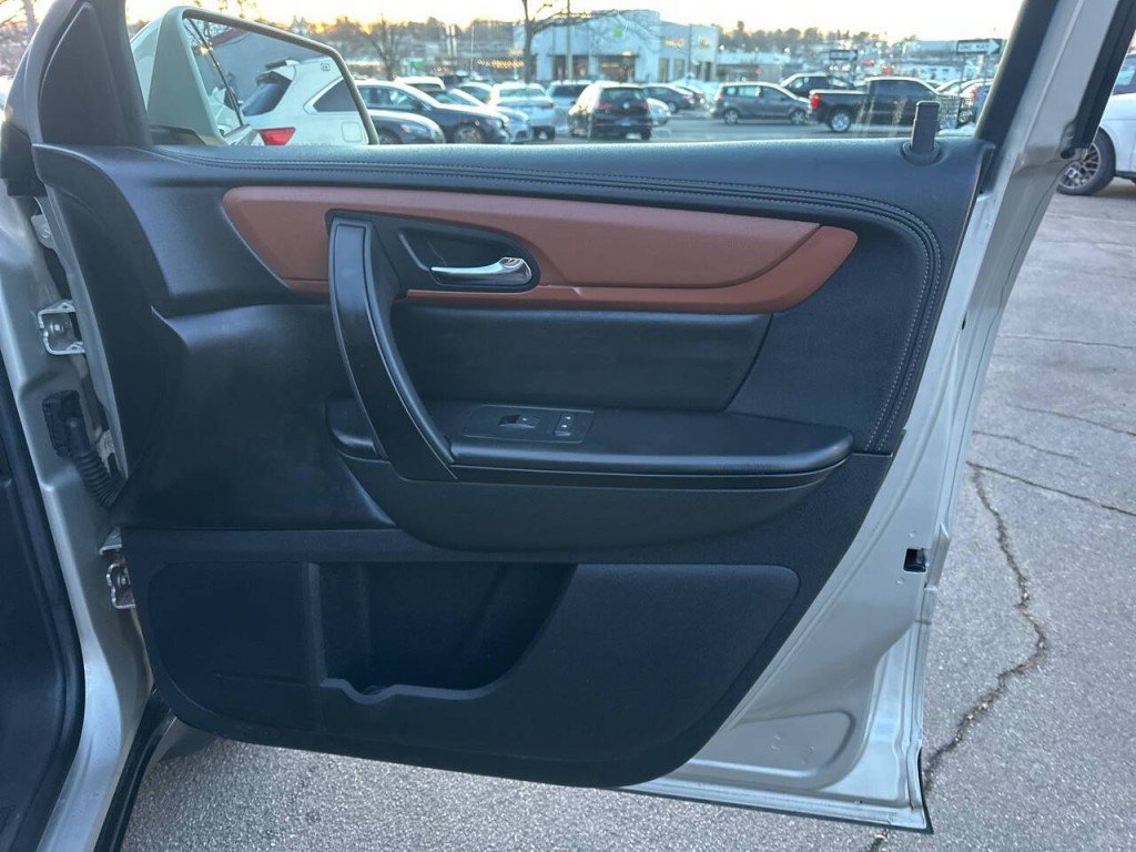 2017 Chevrolet Traverse Image 22