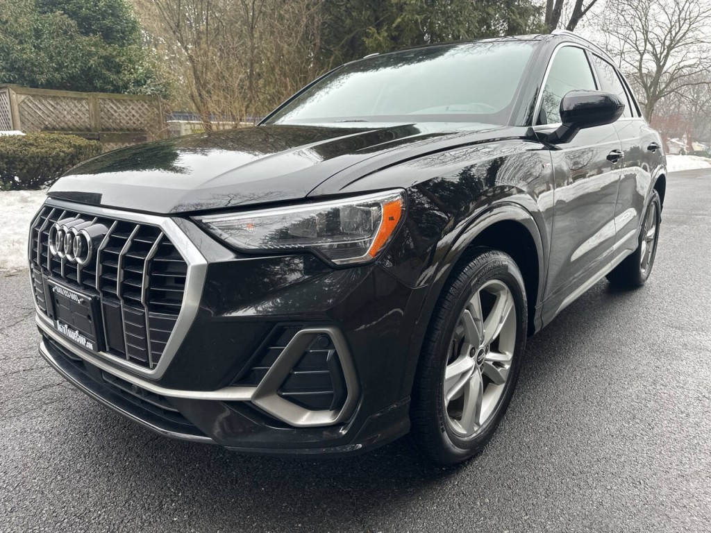 2021 Audi Q3 Image 8