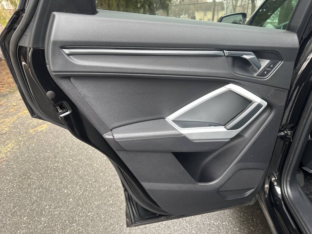 2021 Audi Q3 Image 20