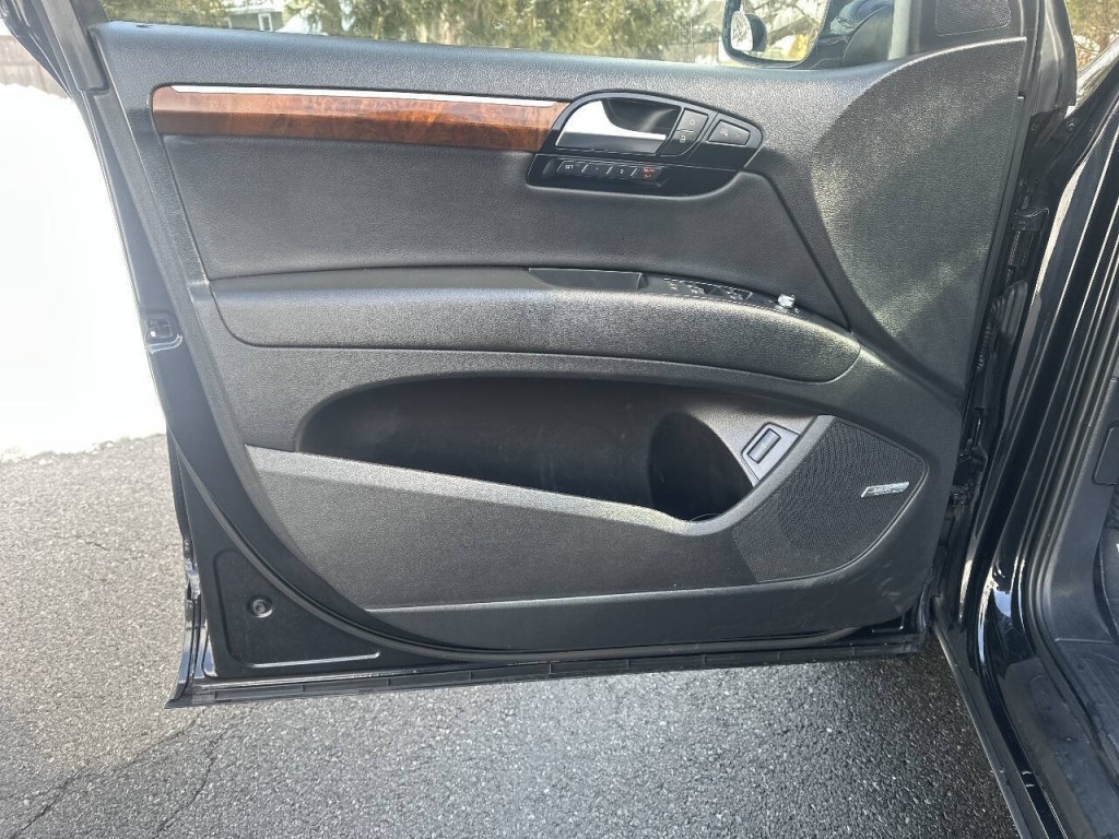 2013 Audi Q7 Image 16