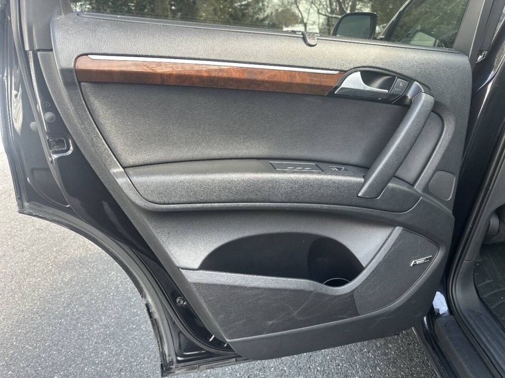 2013 Audi Q7 Image 21