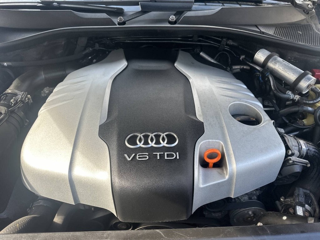 2013 Audi Q7 Image 30