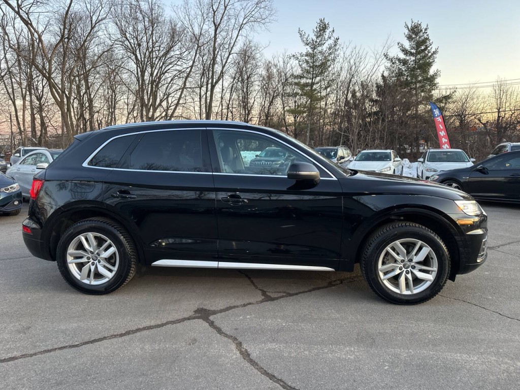 2020 Audi Q5 Image 3