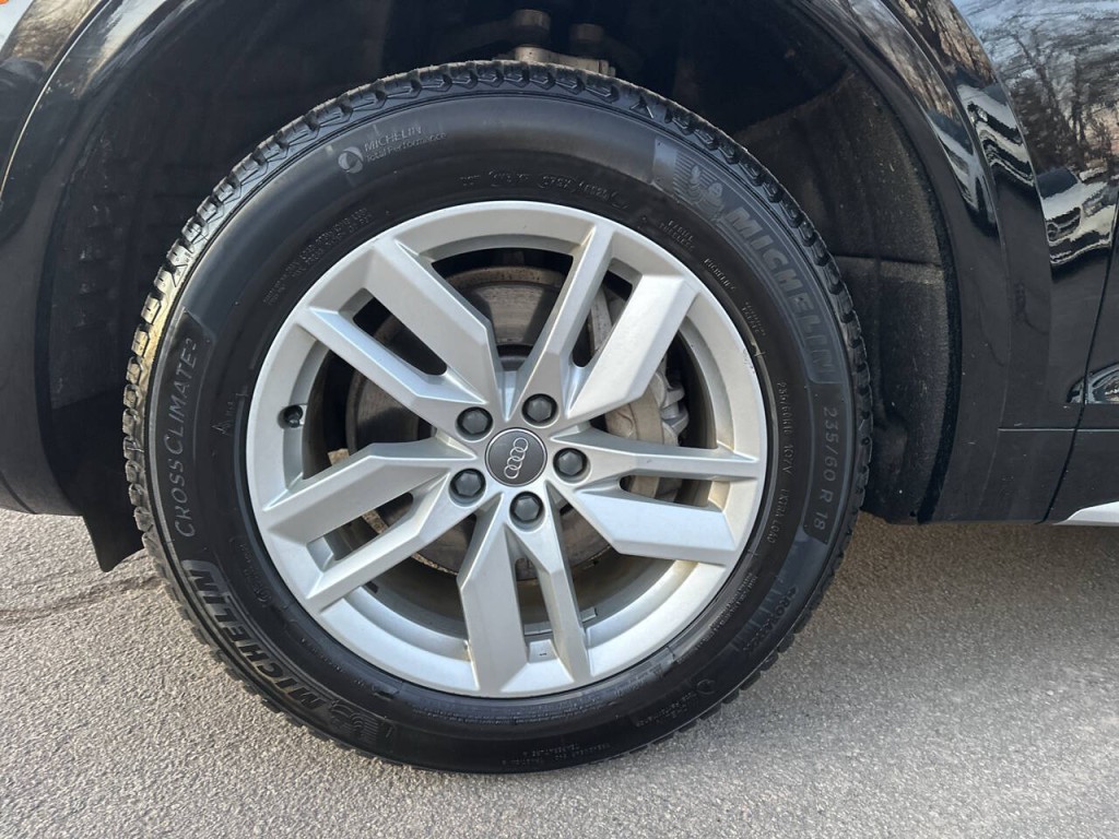 2020 Audi Q5 Image 26