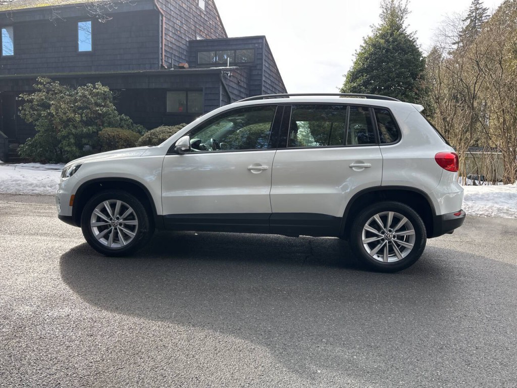2017 Volkswagen Tiguan Image 7