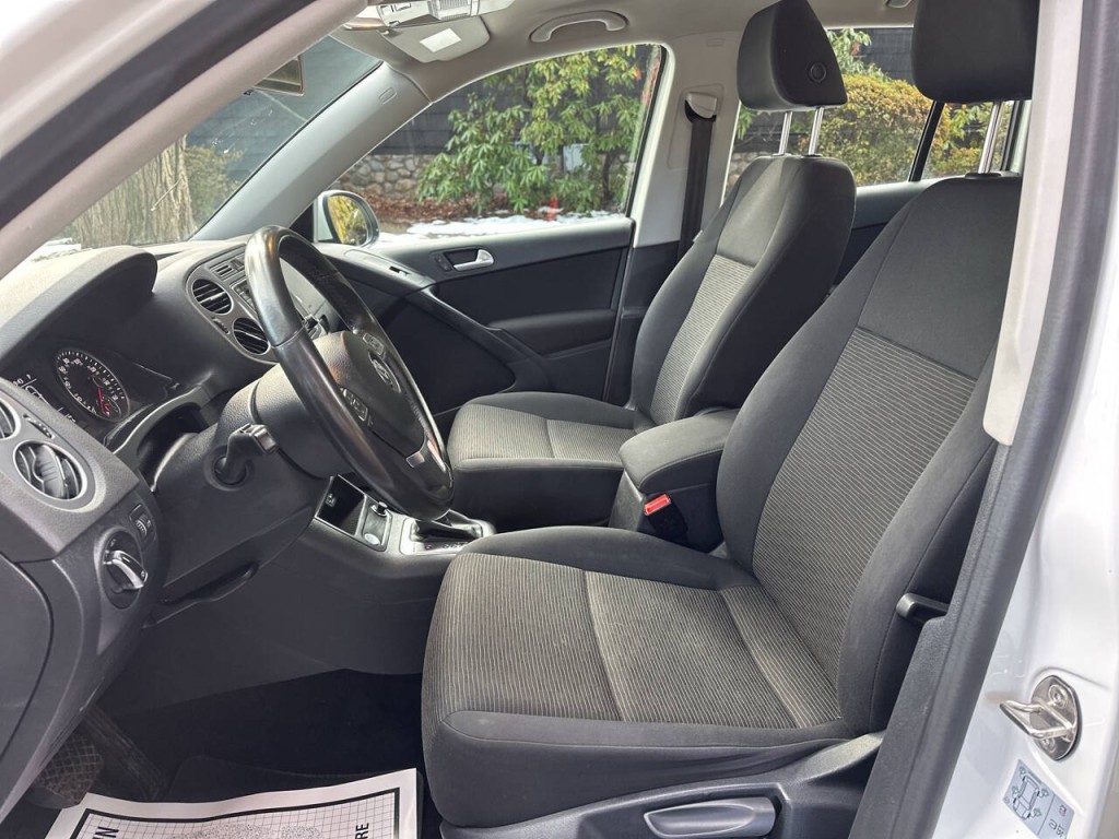 2017 Volkswagen Tiguan Image 10