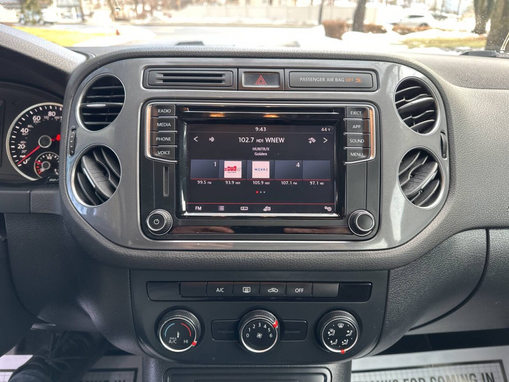 2017 Volkswagen Tiguan Image 13