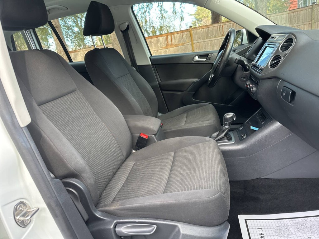 2017 Volkswagen Tiguan Image 19