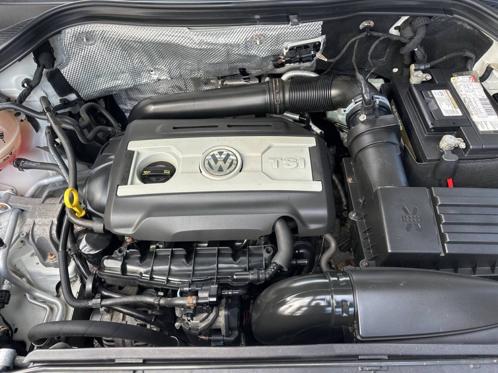 2017 Volkswagen Tiguan Image 25
