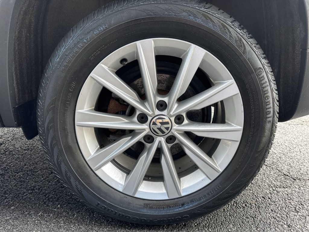2017 Volkswagen Tiguan Image 26