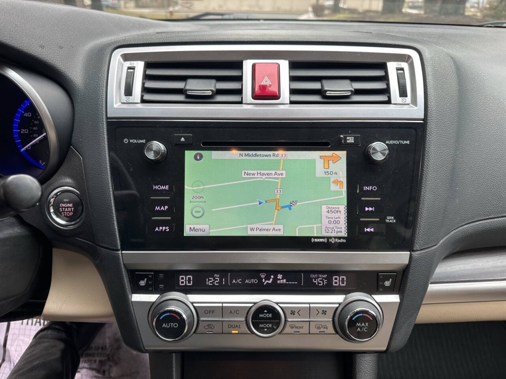 2016 Subaru Legacy Image 13