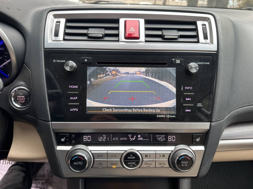 2016 Subaru Legacy Image 14