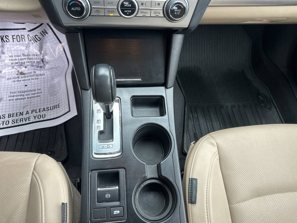 2016 Subaru Legacy Image 15